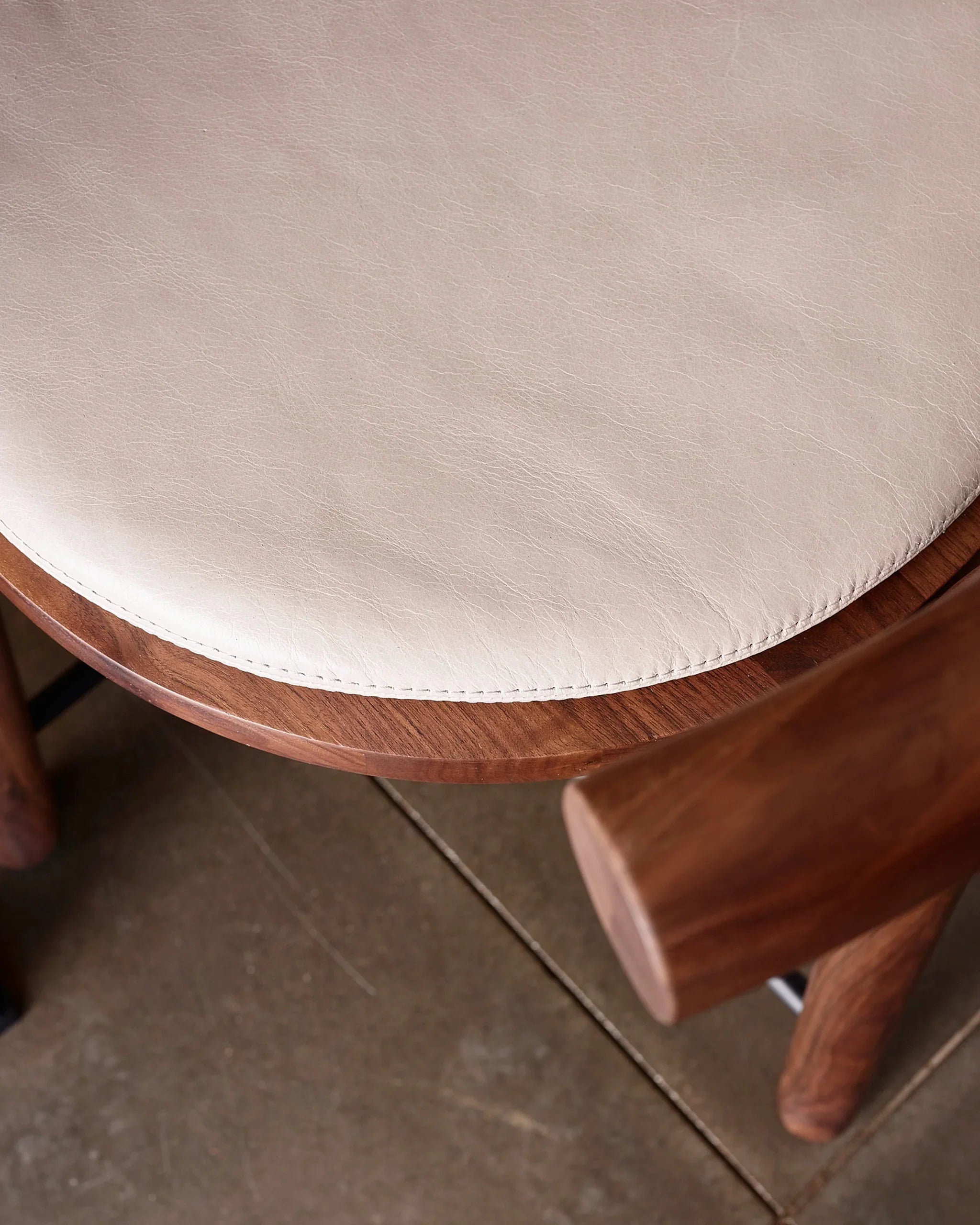 Tabouret de comptoir de cuisinière