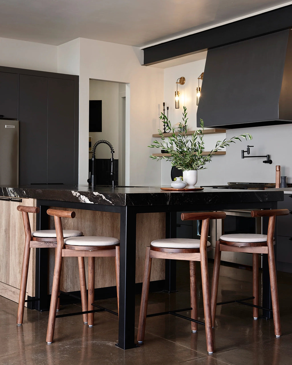 Tabouret de comptoir de cuisinière