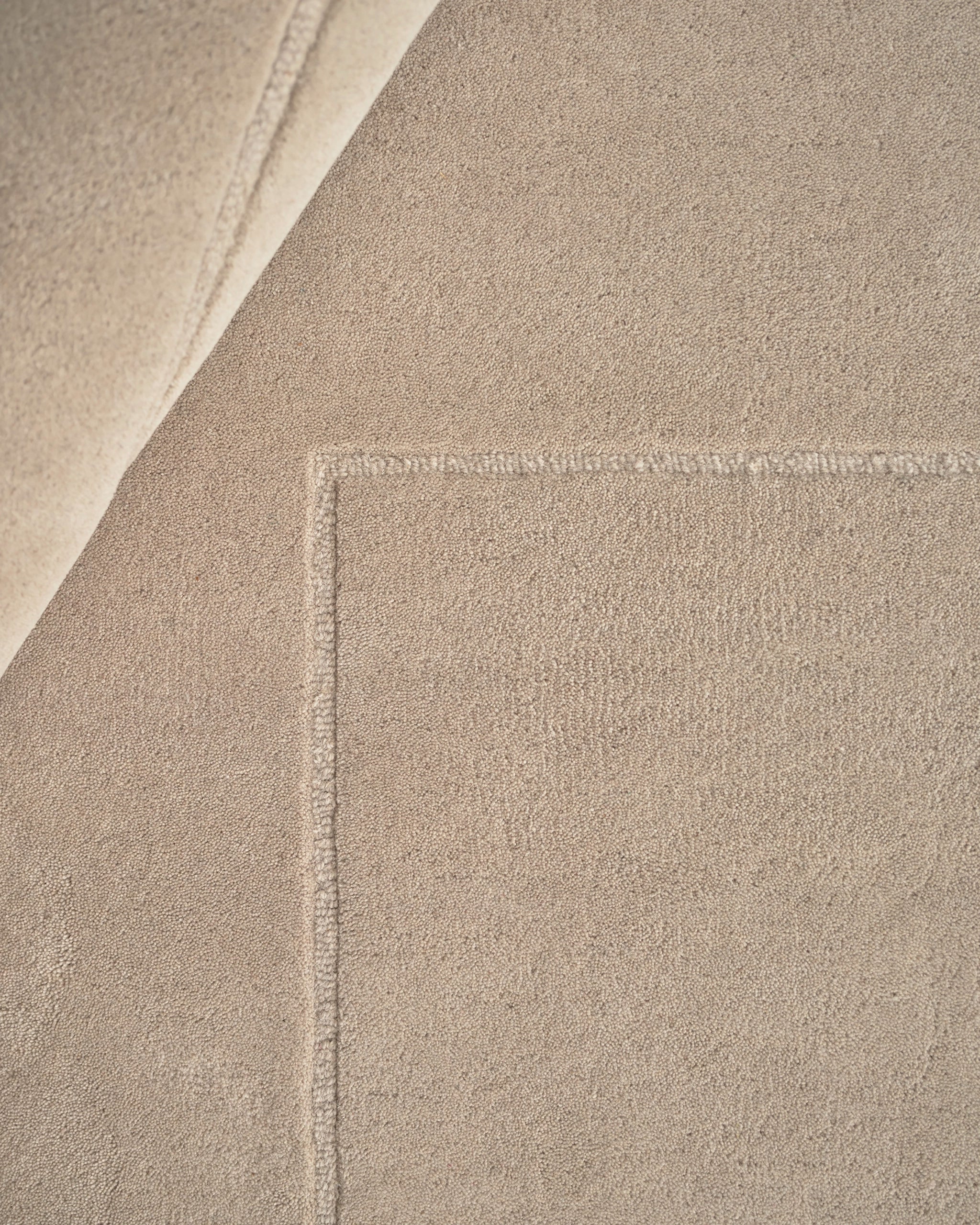 Tapis à poème linéaire