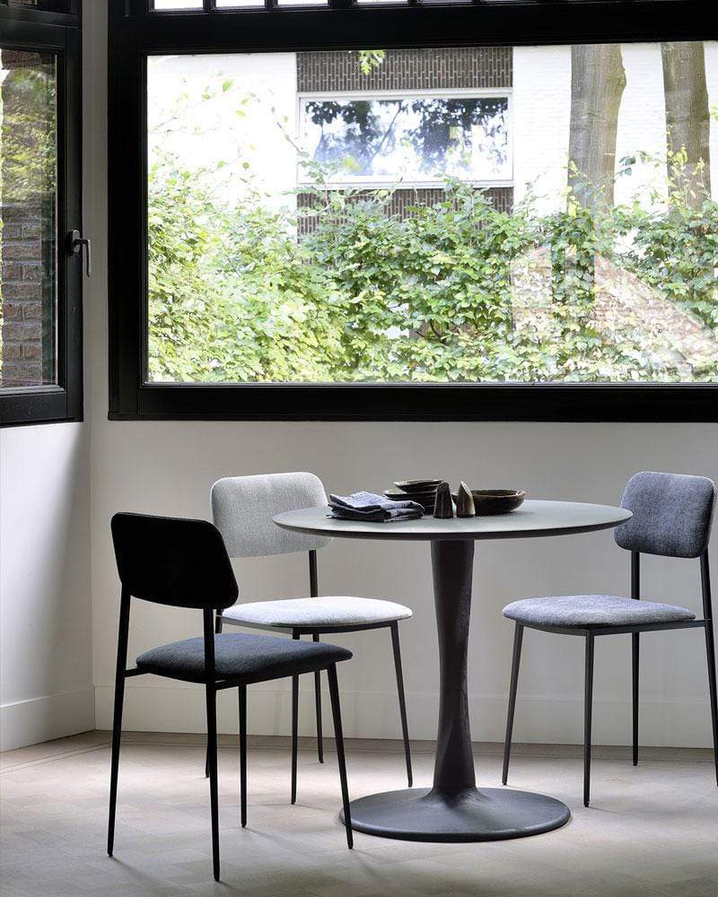 Table de salle à manger ronde à torsion