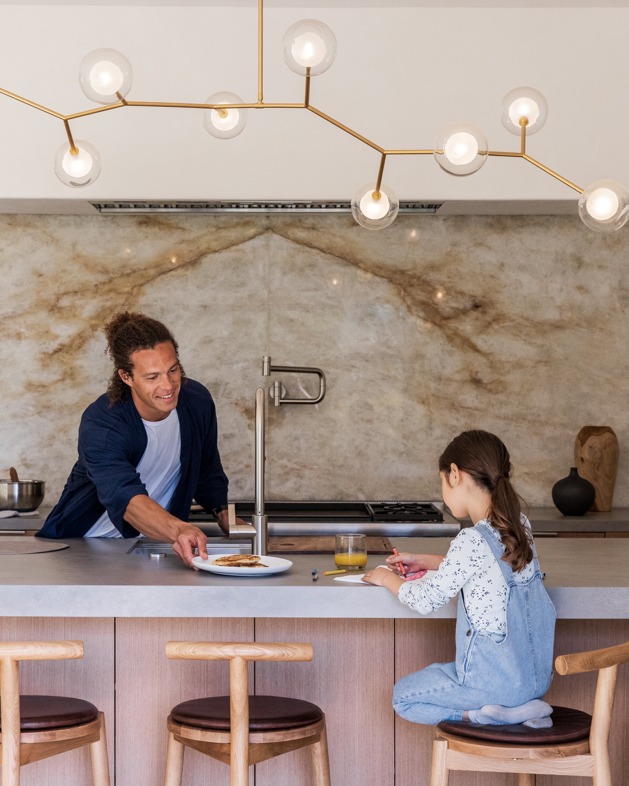 Tabouret de comptoir de cuisinière